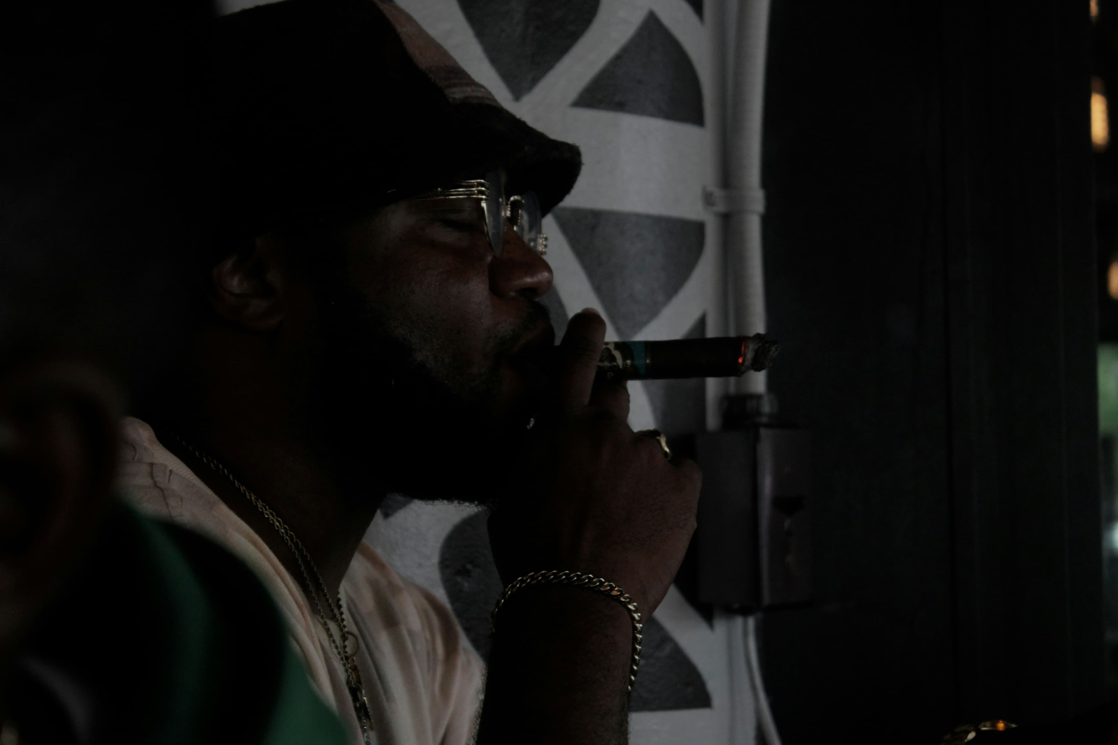 The Smokenza story — building a modern online smoke shop