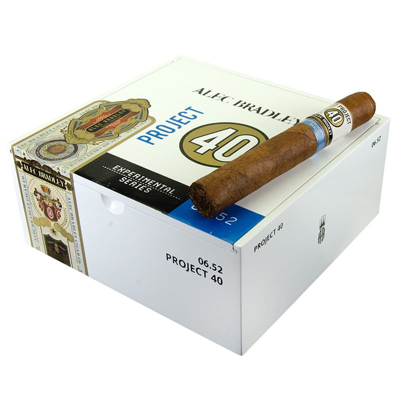 Alec Bradley - Project 40 - Toro - BOX OF 24